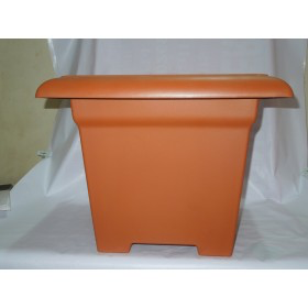 Plastic Pot DS Dahlia Square 18�