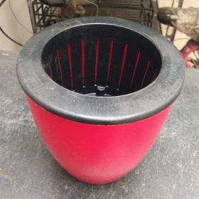 Self Watering Planter 4", Red�