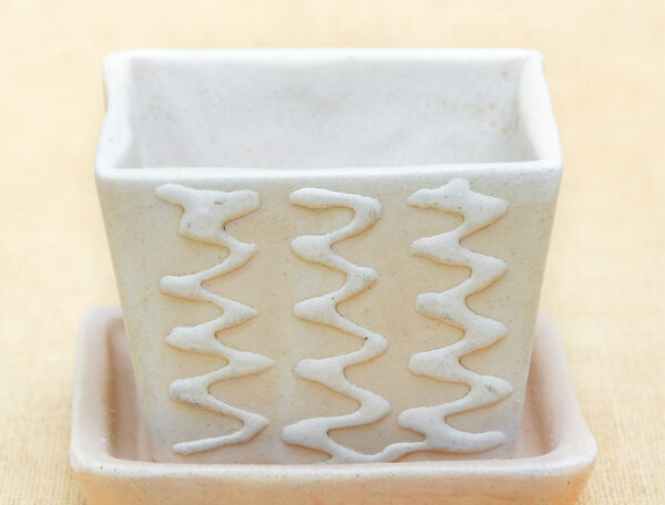 3.1 inch CP007 Embossed Square Cone Ceramic Pot With Plate (Beige)